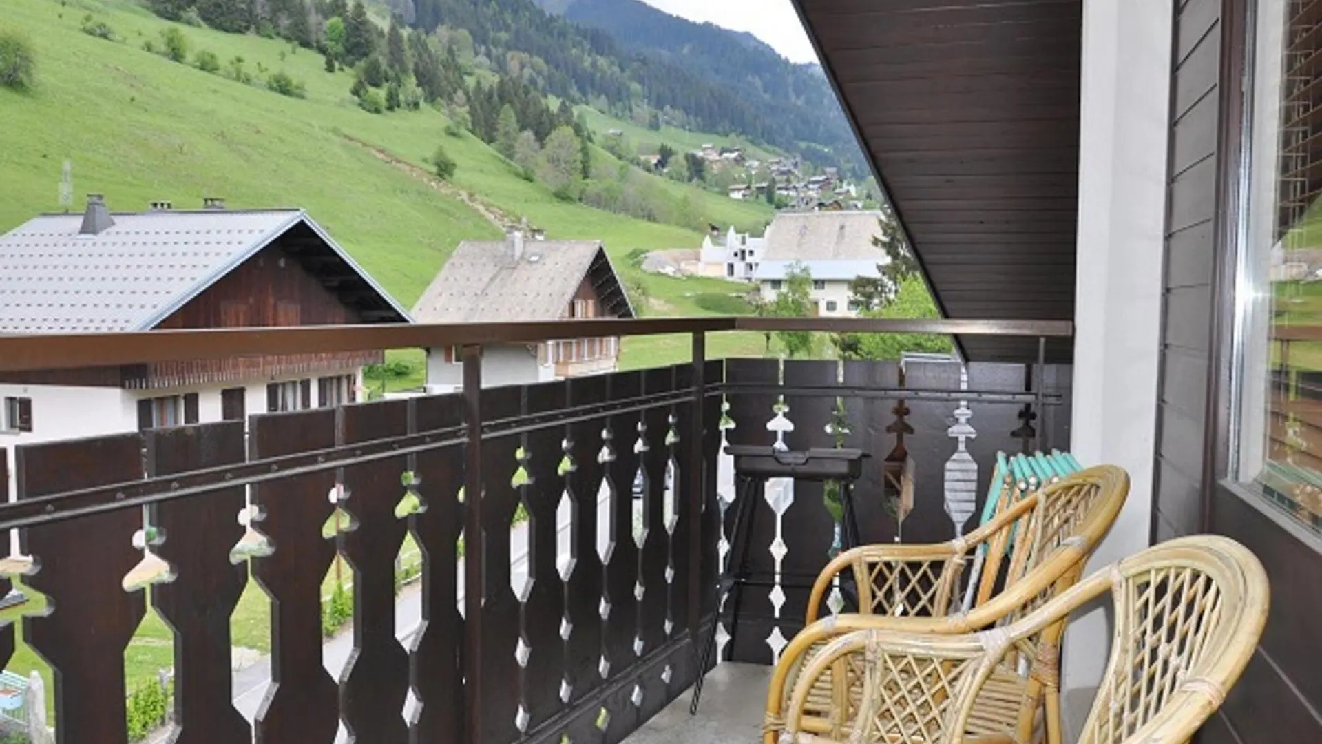 Charmant Appartement Familial Avec Mezzanine Et Balcon En Centre-Ville - Fr-1-692-4 Ла-Шапель-д'Абонданс 0*,