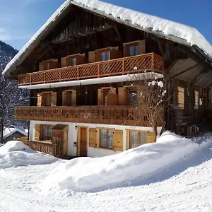  Bed & Breakfast D'hote La Petite Bergerie