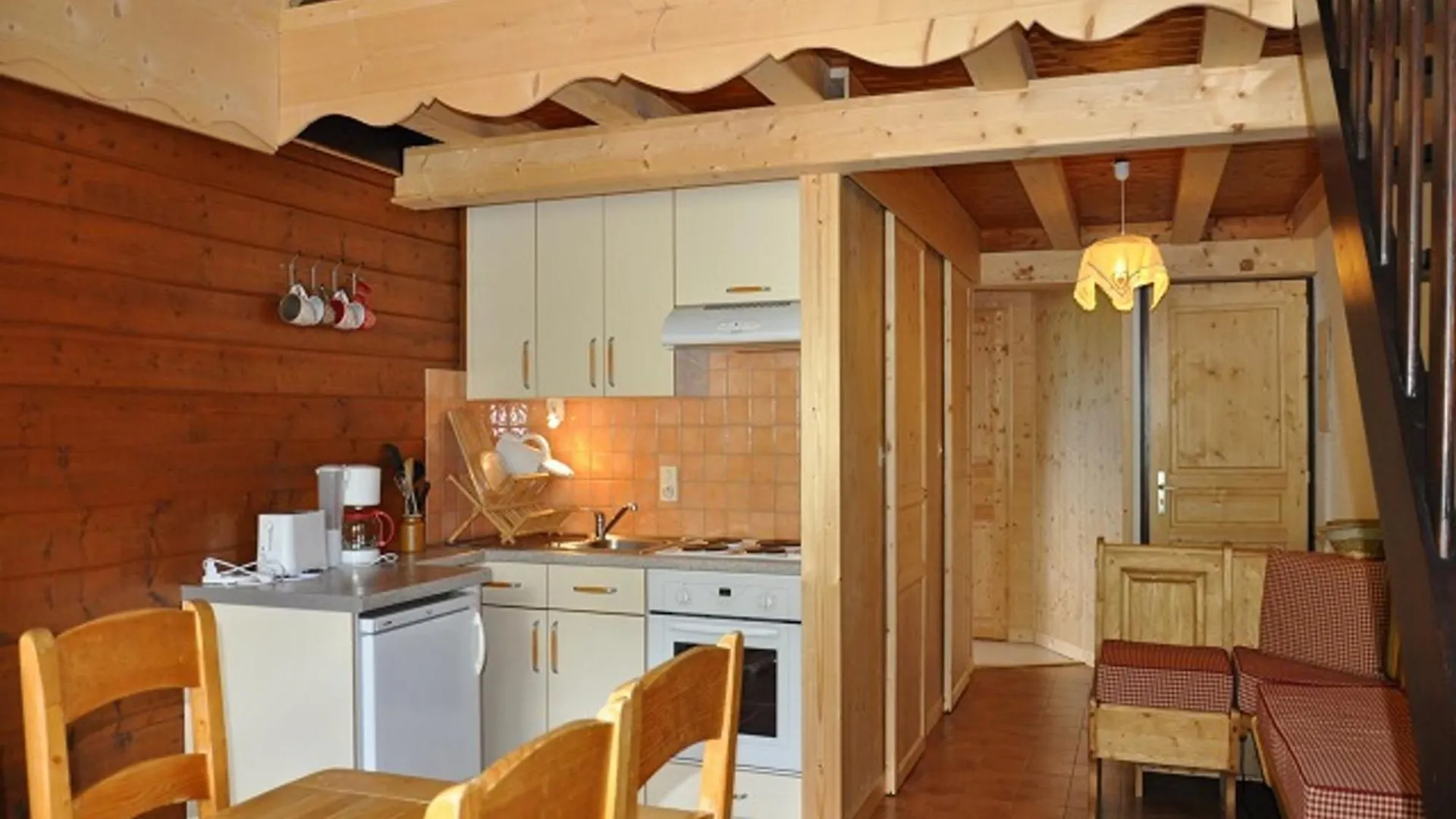 Charmant Appartement Familial Avec Mezzanine Et Balcon En Centre-Ville - Fr-1-692-4 La Chapelle-d'Abondance 0*,  France